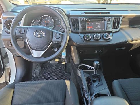 Used 2016 Toyota RAV4 LE FWD image 14