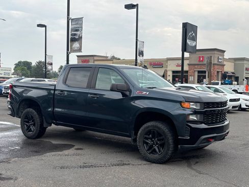 Used 2019 Chevrolet Silverado 1500 Custom Trail Boss w/ Custom Convenience Package AWD/4WD image 1