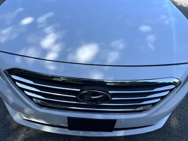 Used 2017 Hyundai Sonata SE FWD image 4