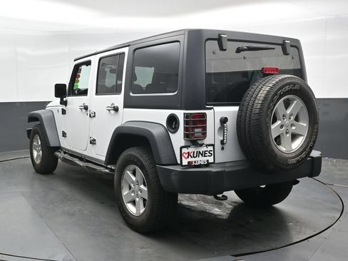 Used 2016 Jeep Wrangler Unlimited Sport w/ Quick Order Package 24S AWD/4WD image 9