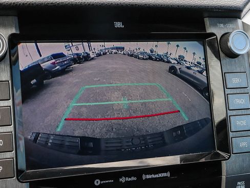 Used 2020 Toyota Tundra Platinum AWD/4WD image 33