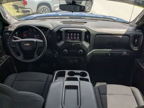 Used 2024 Chevrolet Silverado 1500 Custom w/ Turbomax Blackout Package AWD/4WD image 14