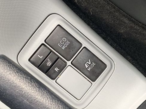 Used 2013 Toyota Prius C Four FWD image 26