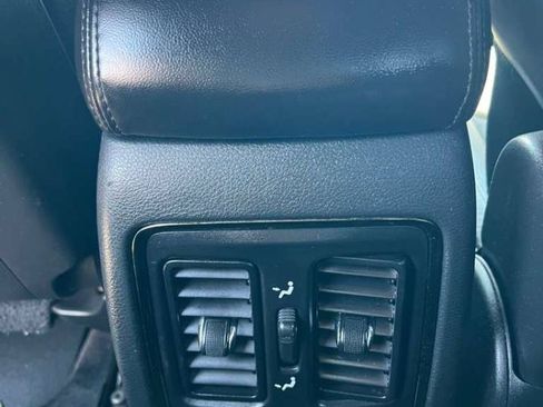 Used 2018 Dodge Durango GT w/ Premium Group AWD/4WD image 25