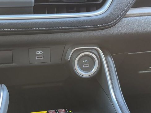 Used 2026 Toyota Grand Highlander Limited image 6