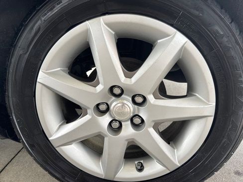 Used 2008 Toyota Prius Touring FWD image 4