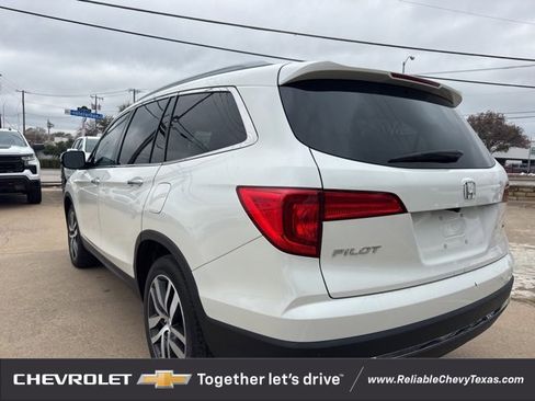 Used 2018 Honda Pilot Touring image 5