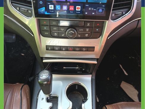 Used 2011 Jeep Grand Cherokee Overland Summit AWD/4WD image 6