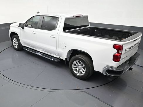 Used 2024 Chevrolet Silverado 1500 LT RWD image 11
