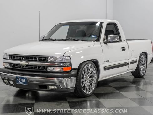 Used 2000 Chevrolet Silverado 1500 LS image 17
