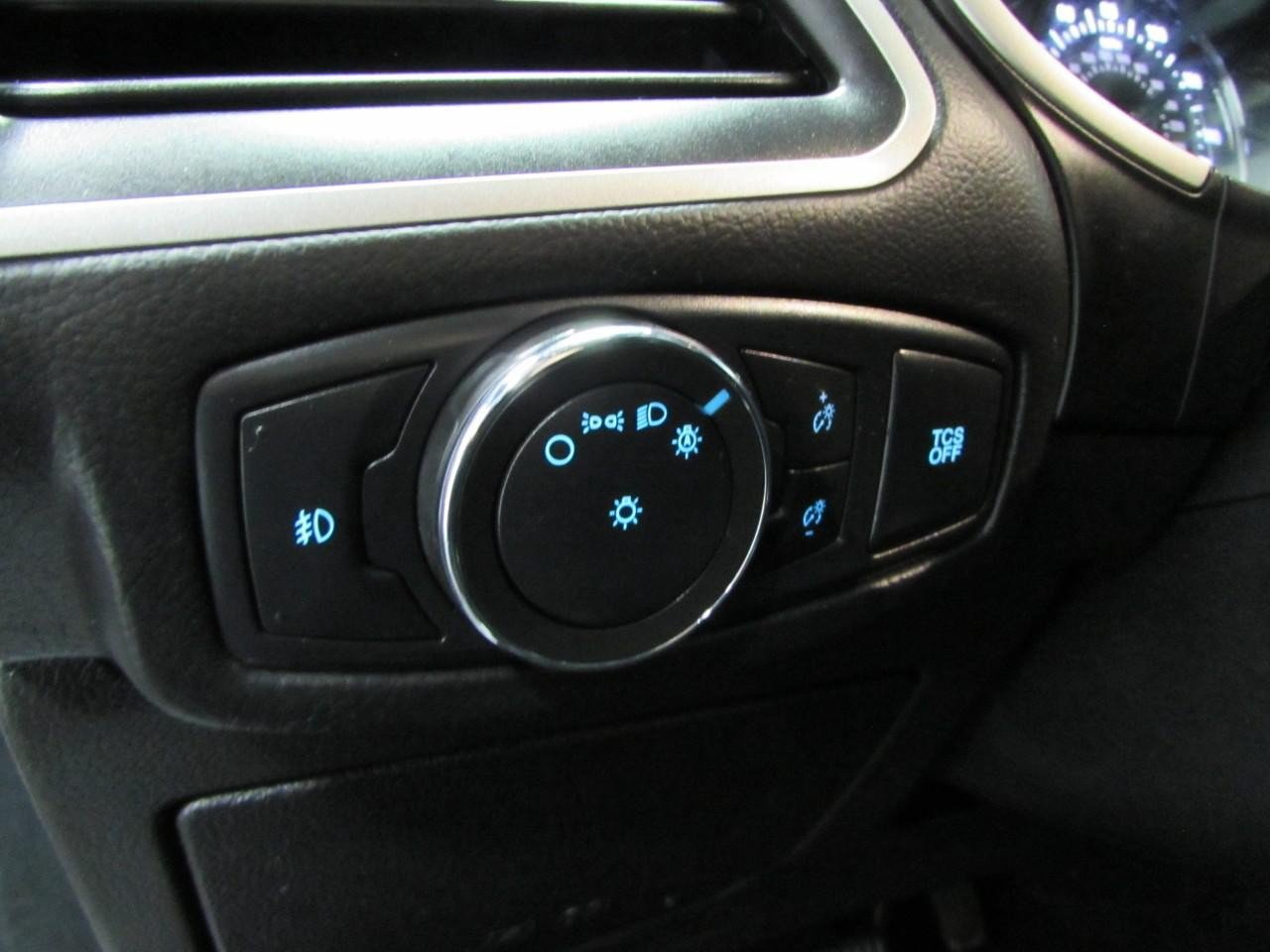Used 2021 Ford Edge SEL AWD/4WD image 22