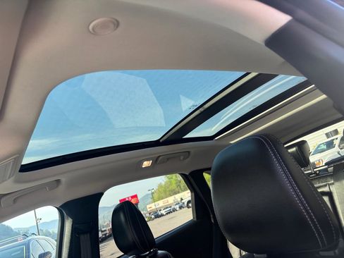 Used 2024 Ford Escape Platinum w/ Premium Technology Package image 11