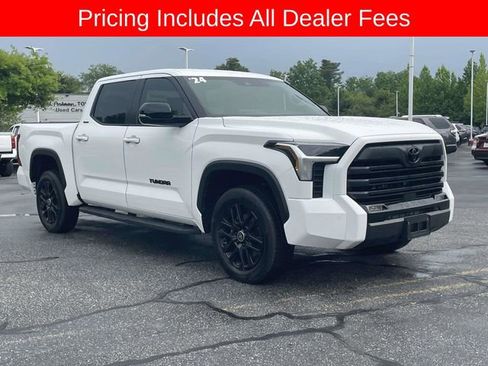 Used 2024 Toyota Tundra Limited w/ Nightshade Package AWD/4WD image 7