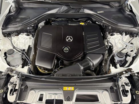 Certified 2024 Mercedes-Benz GLC 300 image 12