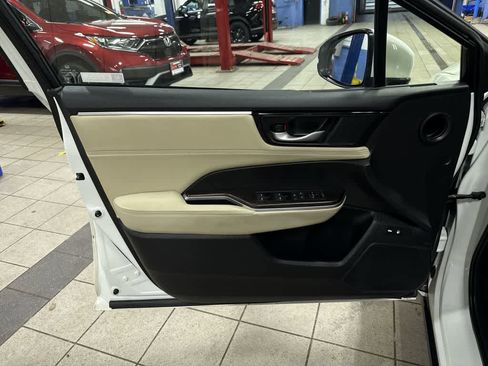Used 2021 Honda Clarity Plug-In Hybrid image 29