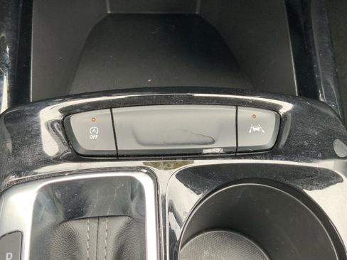 Used 2025 Chevrolet Trax LT w/ LT Convenience Package image 42