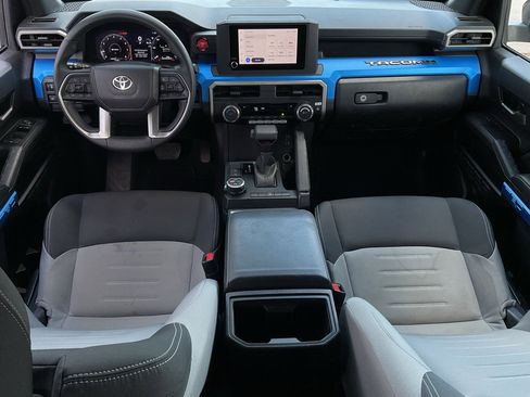 Used 2025 Toyota Tacoma SR5 image 20