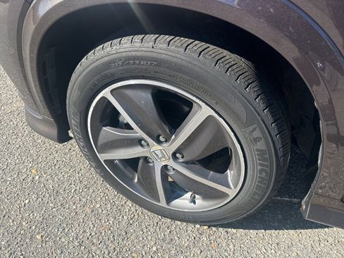 Used 2019 Honda HR-V Touring image 9