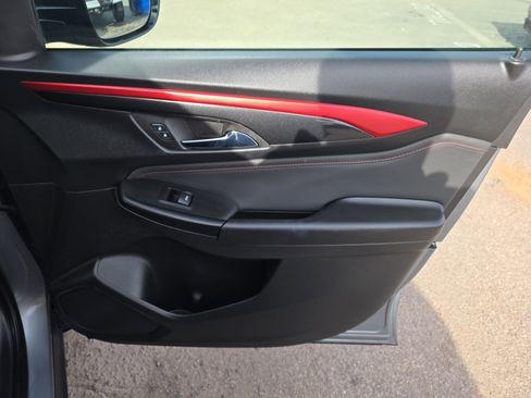 Used 2025 Chevrolet TrailBlazer RS w/ Convenience Package image 33