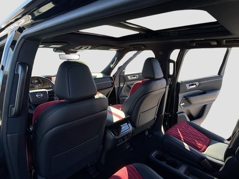 New 2026 Nissan Armada NISMO image 7