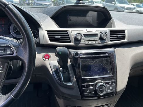 Used 2016 Honda Odyssey Touring image 15