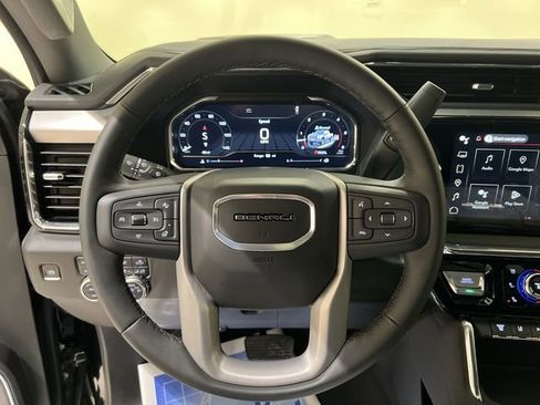 Certified 2025 GMC Sierra 3500 Denali w/ Denali Reserve Package image 10