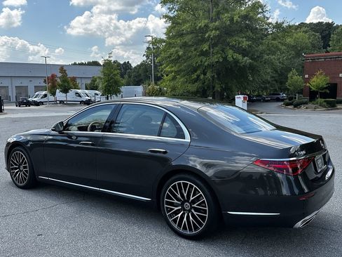 Certified 2022 Mercedes-Benz S 580 4MATIC Sedan image 6