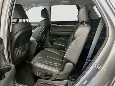 Used 2025 Hyundai Palisade SEL AWD/4WD image 29