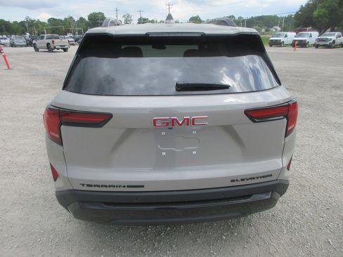New 2026 GMC Terrain Elevation w/ Elevation Premium Package AWD/4WD image 5