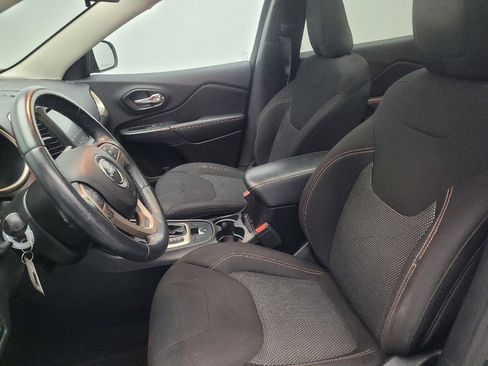 Used 2016 Jeep Cherokee 75th Anniversary FWD image 17