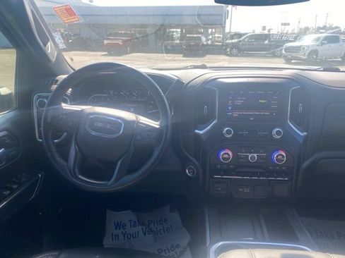 Used 2022 GMC Sierra 2500 AT4 w/ AT4 Preferred Package AWD/4WD image 14