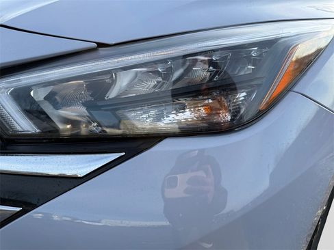 New 2025 Nissan Versa SV w/ Trunk Package image 22