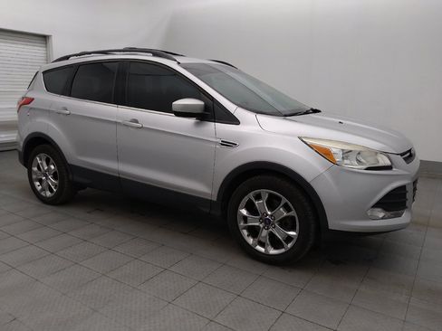 Used 2015 Ford Escape SE w/ Equipment Group 201A FWD image 11