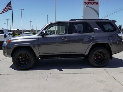 Certified 2023 Toyota 4Runner TRD Off-Road Premium w/ Moonroof Package AWD/4WD image 5