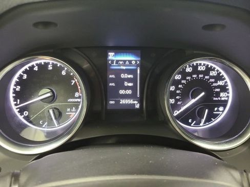 Certified 2020 Toyota Camry SE FWD image 25