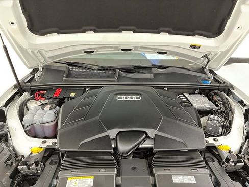 Used 2025 Audi Q7 3.0T Premium Plus AWD/4WD image 11