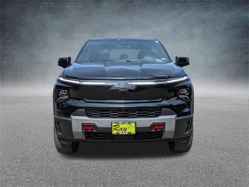 New 2026 Chevrolet Silverado EV Trail Boss w/ Premium Package image 9