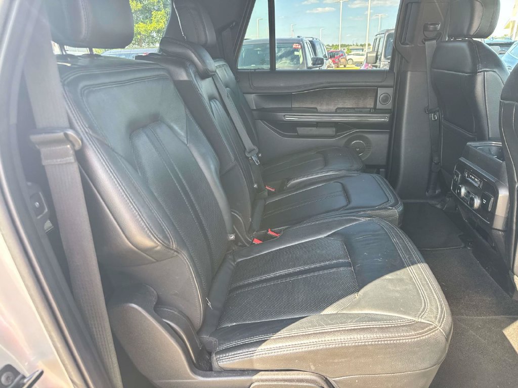 Used 2019 Ford Expedition Max Limited RWD image 14