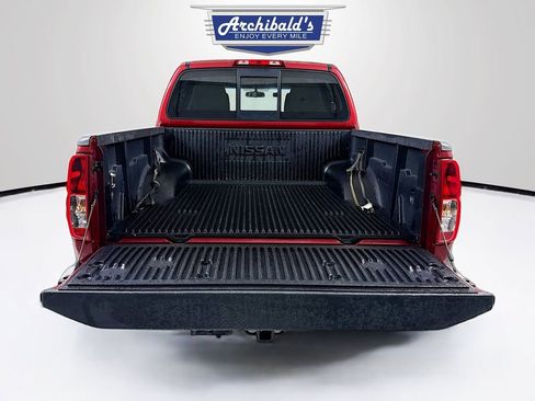 Used 2019 Nissan Frontier SV image 18