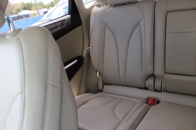 Used 2018 Lincoln MKC Premiere FWD image 34