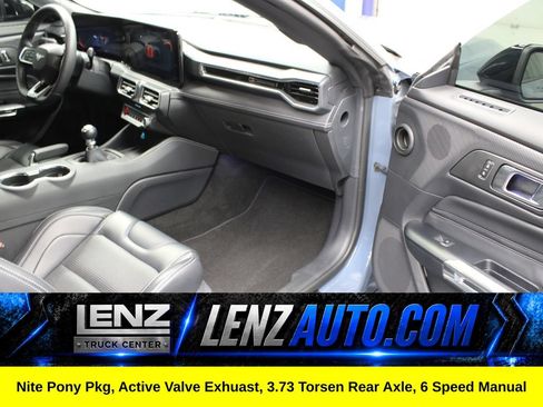 Used 2025 Ford Mustang GT Premium w/ GT Performance Package RWD image 32