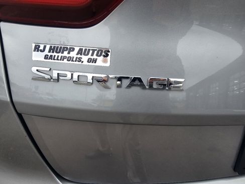 Used 2020 Kia Sportage LX image 14