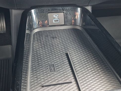 Used 2022 Ford Mustang Mach-E GT AWD/4WD image 33
