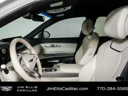 Used 2025 Genesis Electrified GV70 AWD/4WD image 5