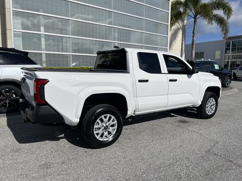 Used 2026 Toyota Tacoma SR w/ SR Upgrade Package RWD image 8