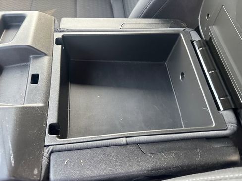 Used 2023 GMC Sierra 1500 Elevation image 28