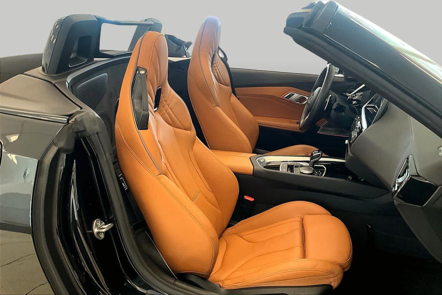 Used 2022 BMW Z4 M40i w/ Premium Package RWD image 8