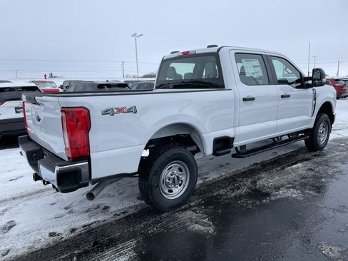 New 2026 Ford F250 XL w/ XL Chrome Package image 4