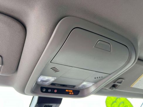 Certified 2023 Chevrolet Equinox LT image 33