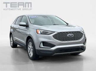 Used 2024 Ford Edge SEL image 1